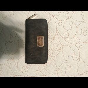 Michael Kors clutch wallet